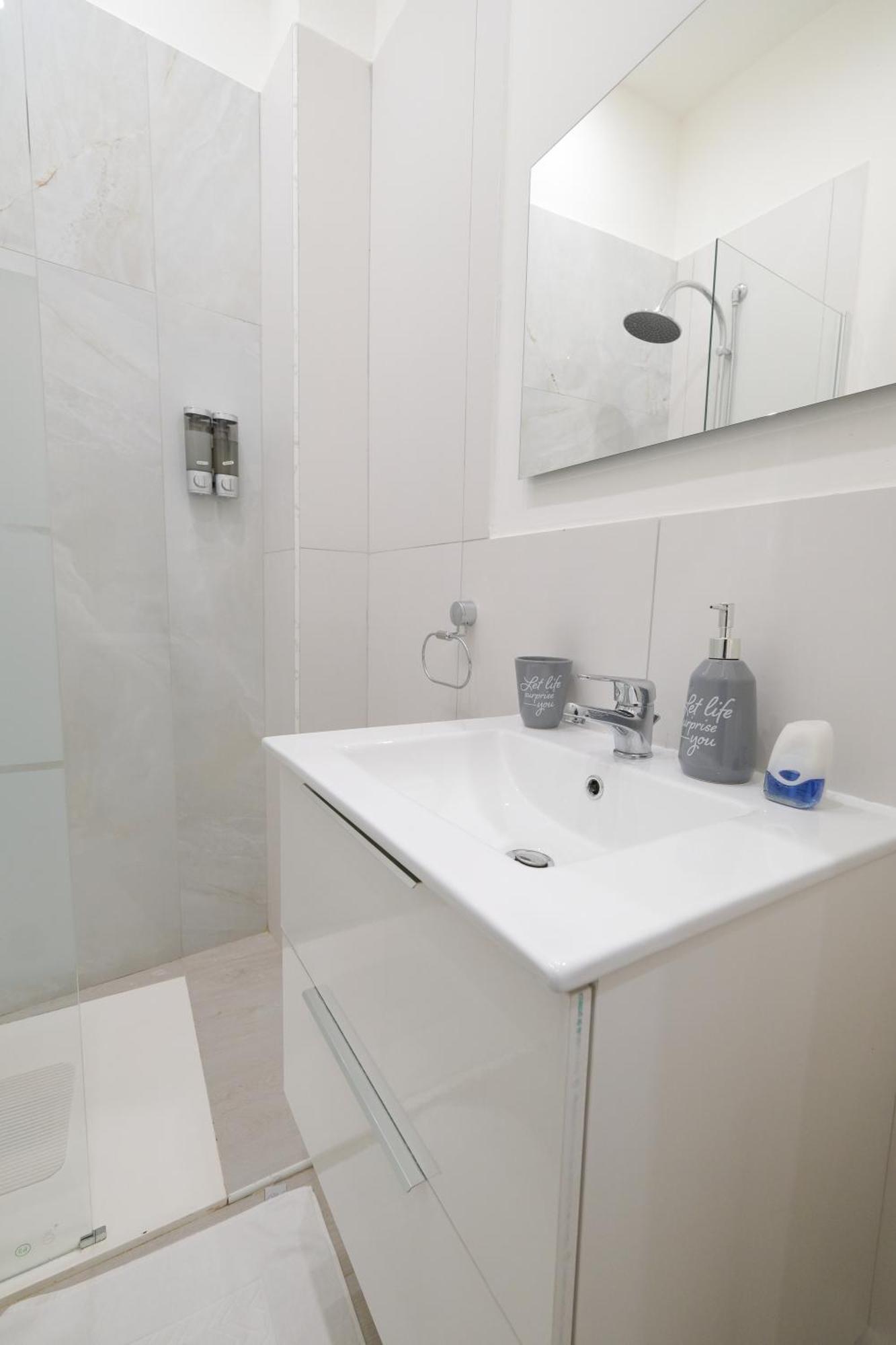 Apartament Antonia'S House Bari Zewnętrze zdjęcie